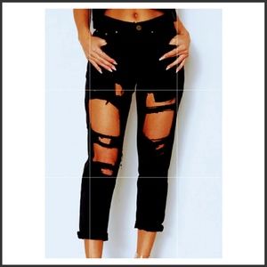 White fox Boyfriend Ripped Black Jeans XS